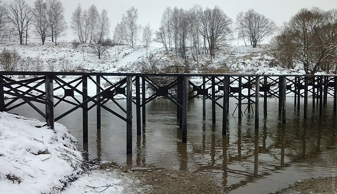 Свайные мосты: надежное решение для преодоления водных преград в Конаково от 57833 руб